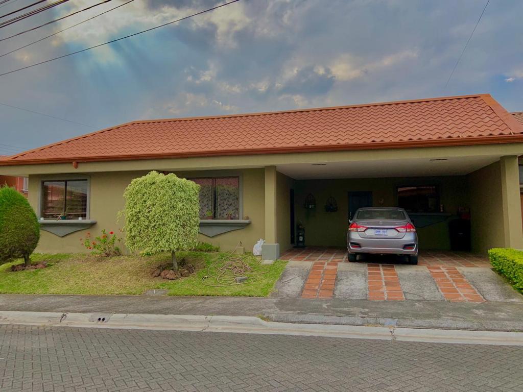 3 bed Condo For Sale in Montes de Oca, San Jose - thumb 4