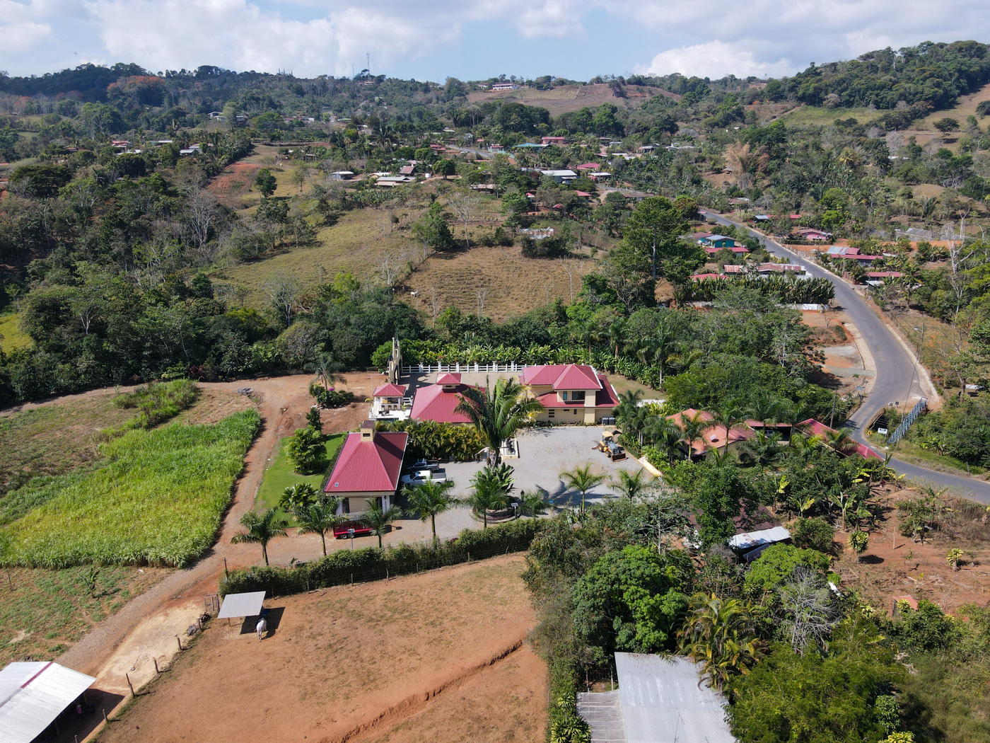 7 bed Single Family Homes For Sale in Perez Zeledon, San Jose - thumb 3