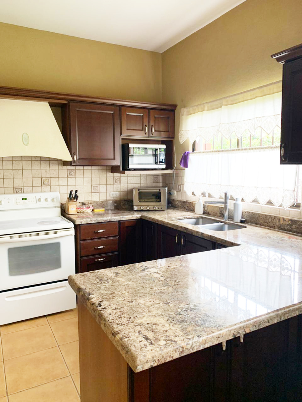 4 bed Single Family Homes For Sale in San Rafael, Heredia - thumb 20