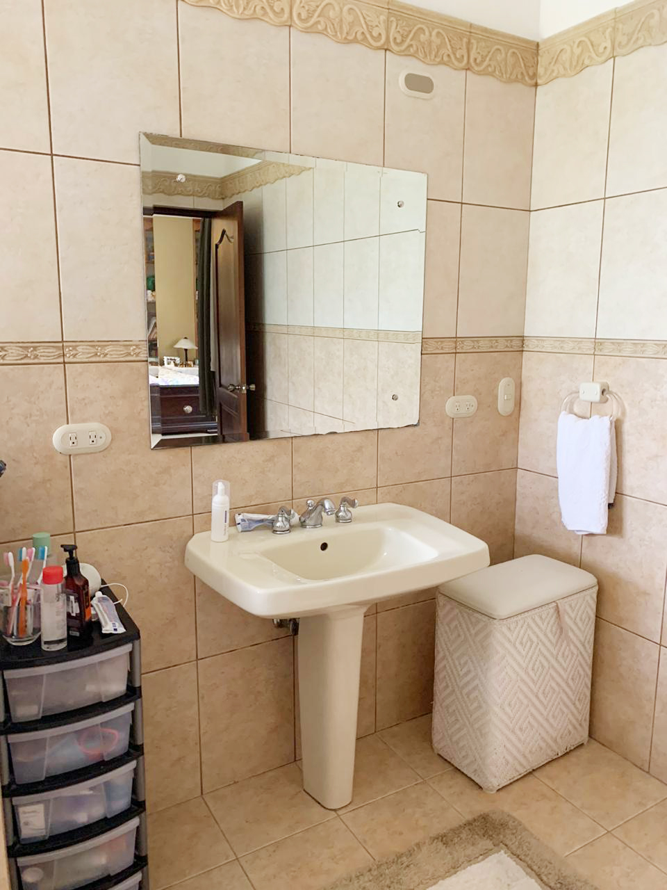 4 bed Single Family Homes For Sale in San Rafael, Heredia - thumb 23