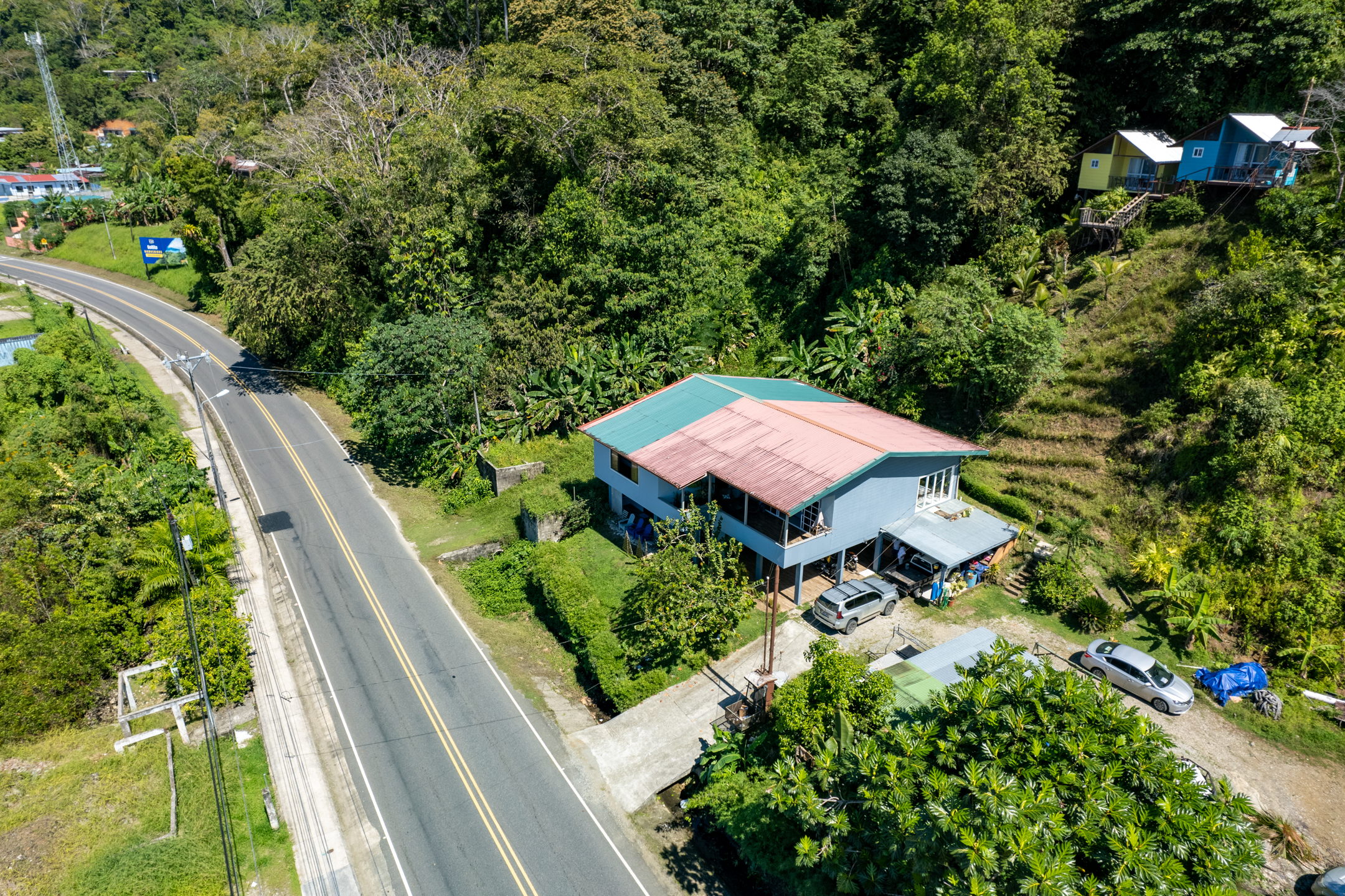 3 bed Single Family Homes For Sale in Golfito, Puntarenas - thumb 5