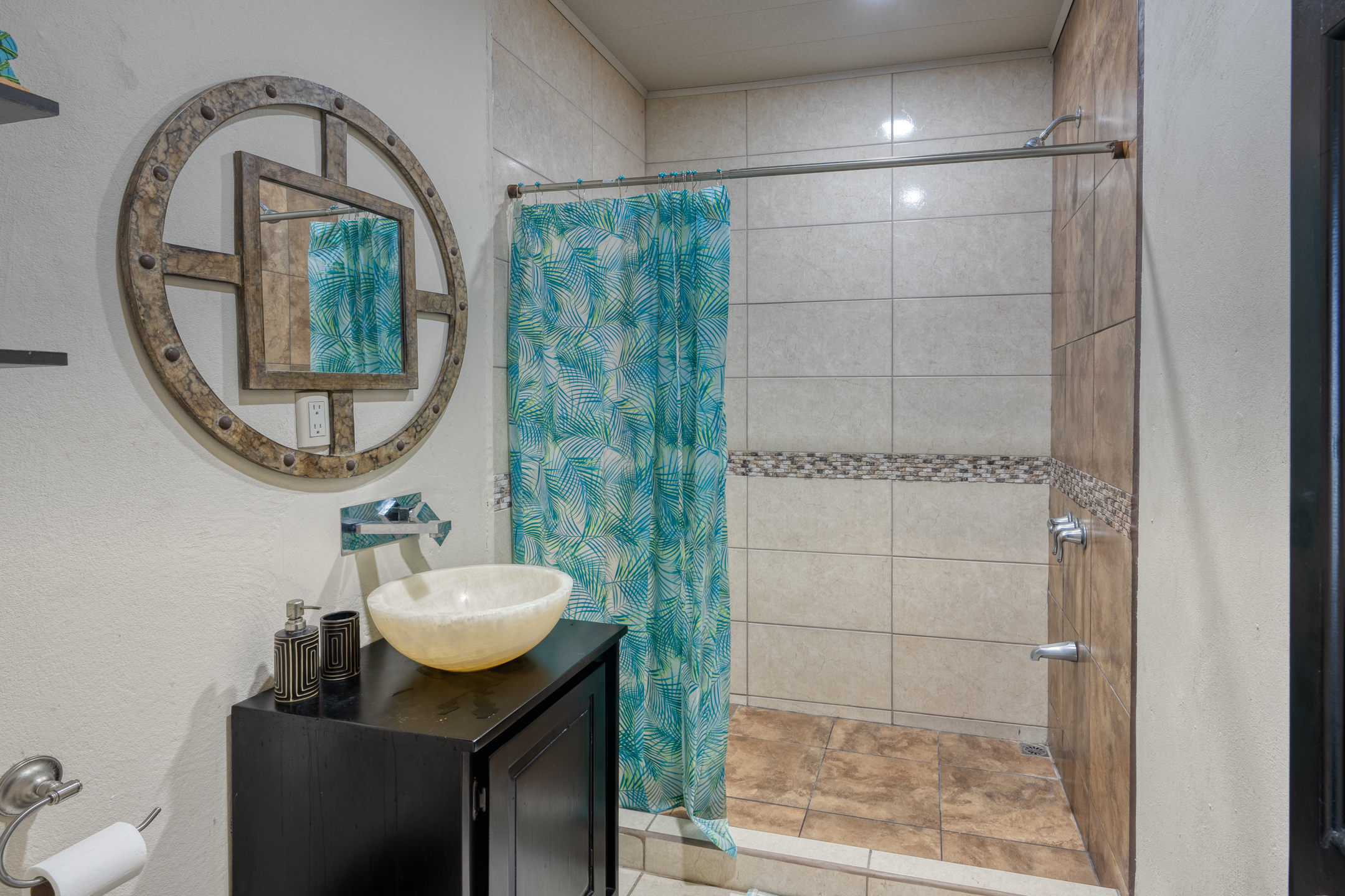 3 bed Single Family Homes For Sale in Golfito, Puntarenas - thumb 20