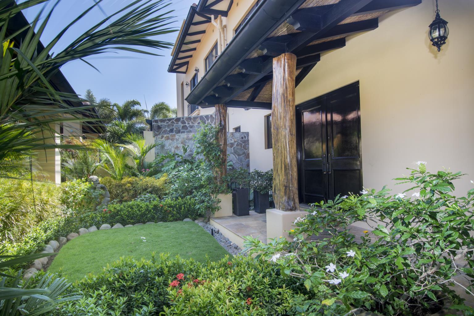 4 bed Single Family Homes For Sale in Playa Conchal, Guanacaste - thumb 29