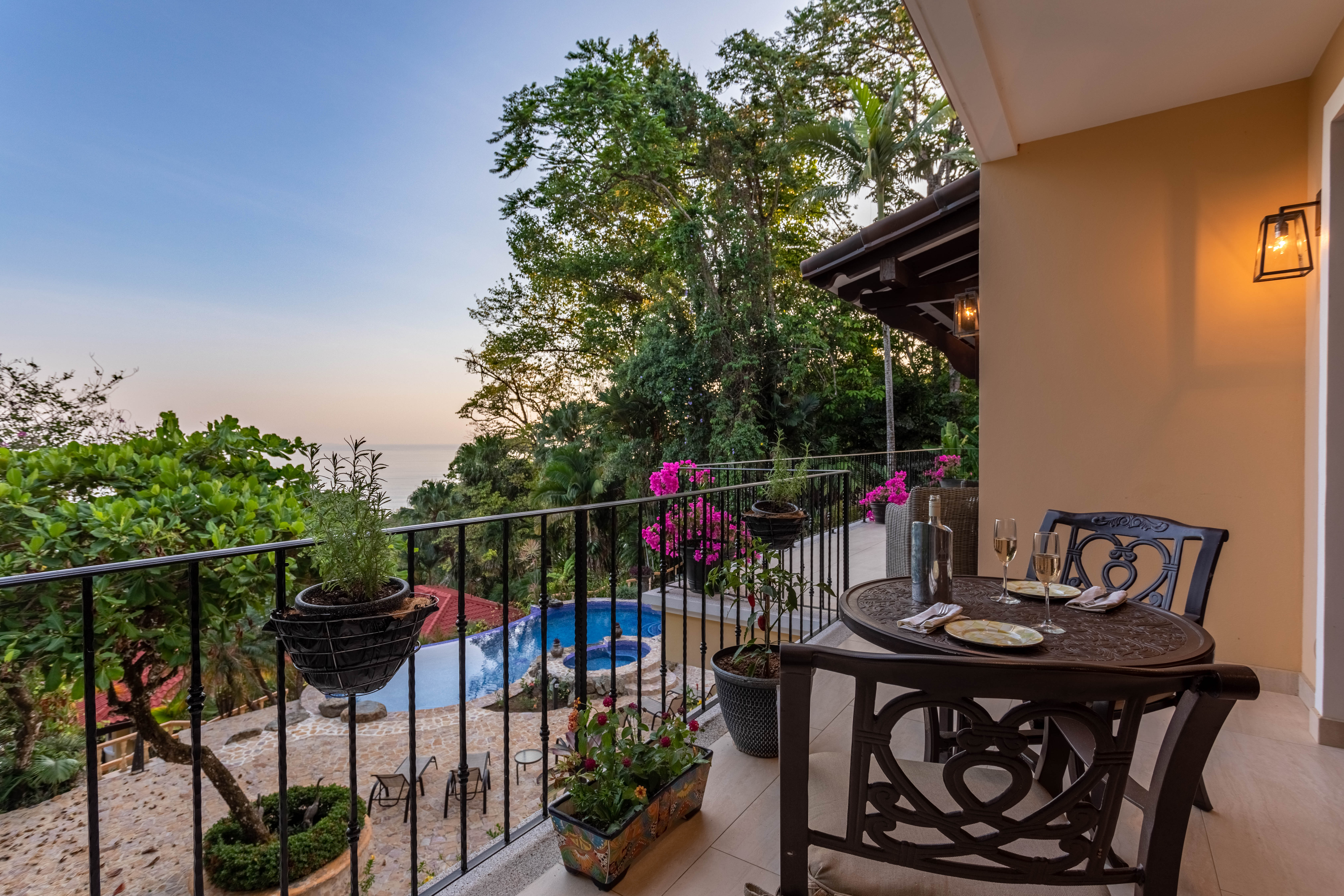 7 bed Single Family Homes For Sale in Dominical, Puntarenas - thumb 19