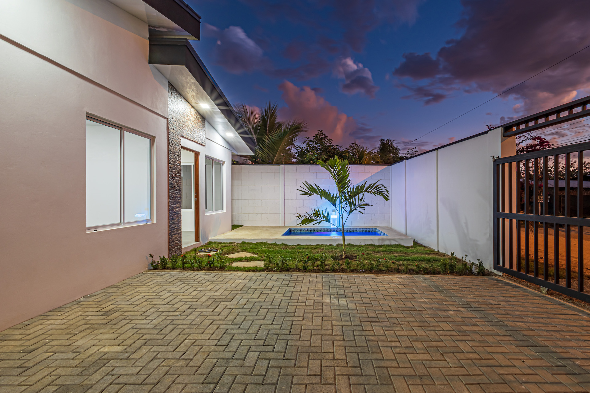 3 bed Single Family Homes For Sale in Uvita, Puntarenas - thumb 12