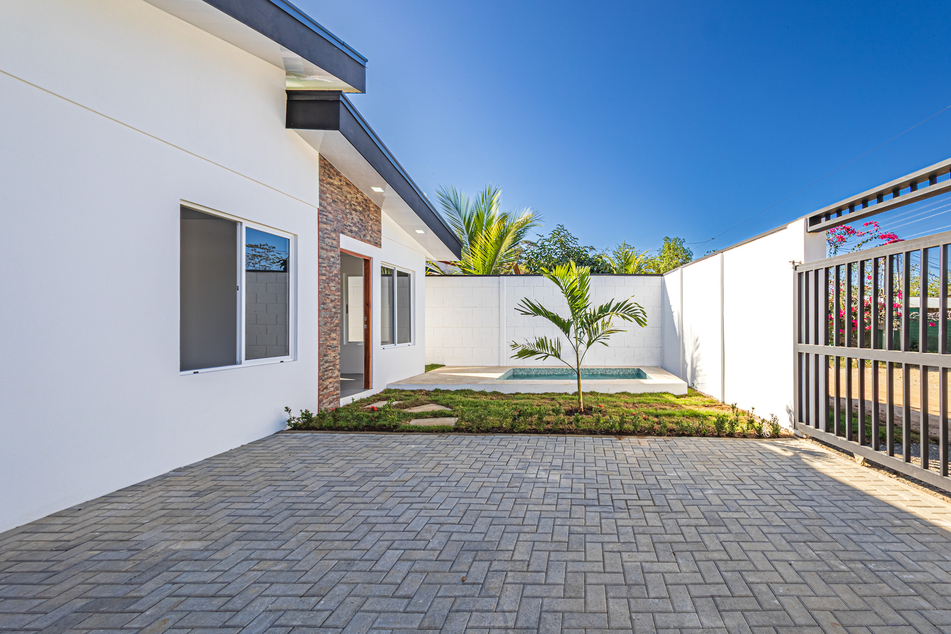 3 bed Single Family Homes For Sale in Uvita, Puntarenas - thumb 13