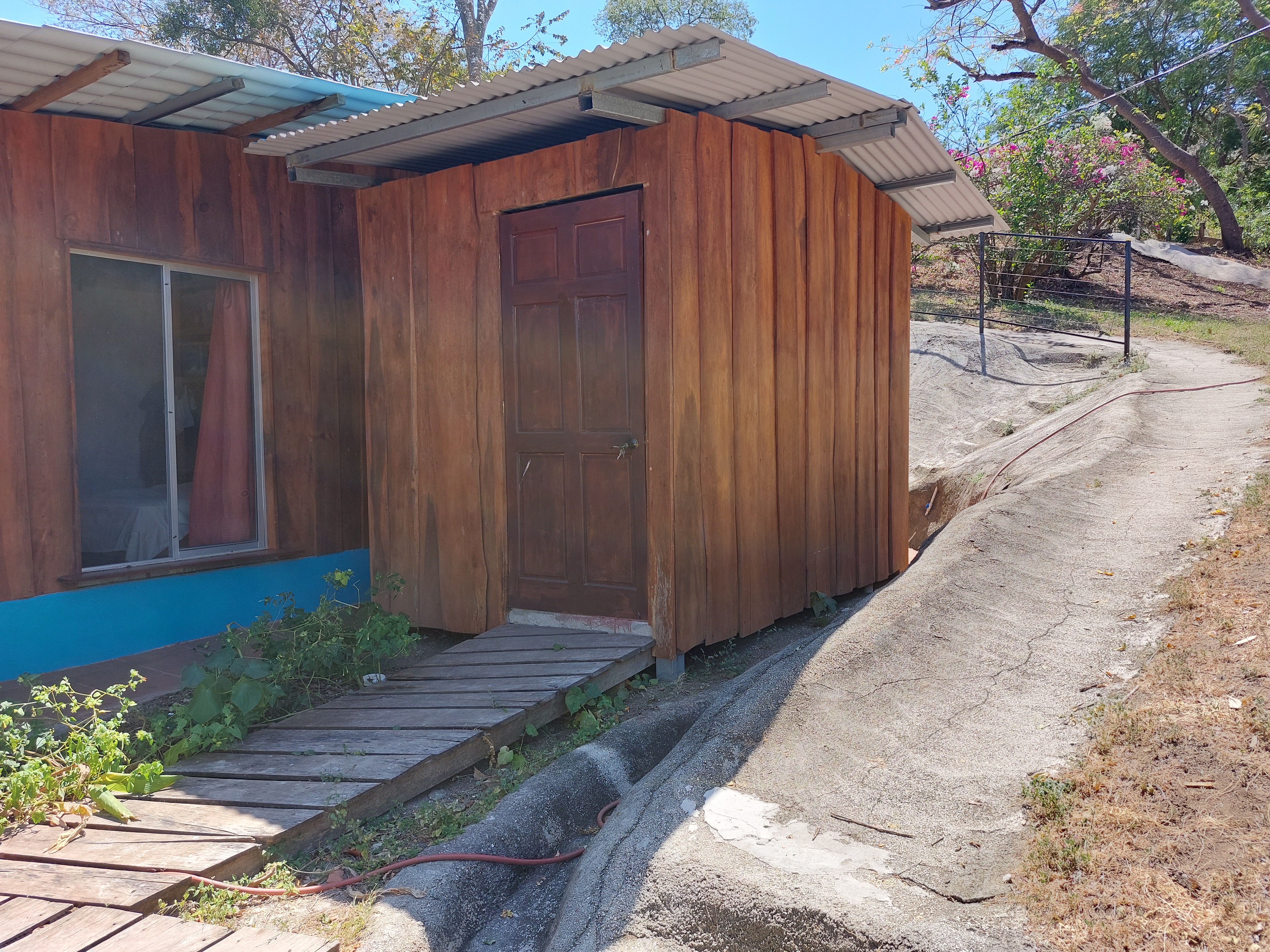 4 bed Single Family Homes For Sale in Playa Naranjo, Puntarenas - thumb 11