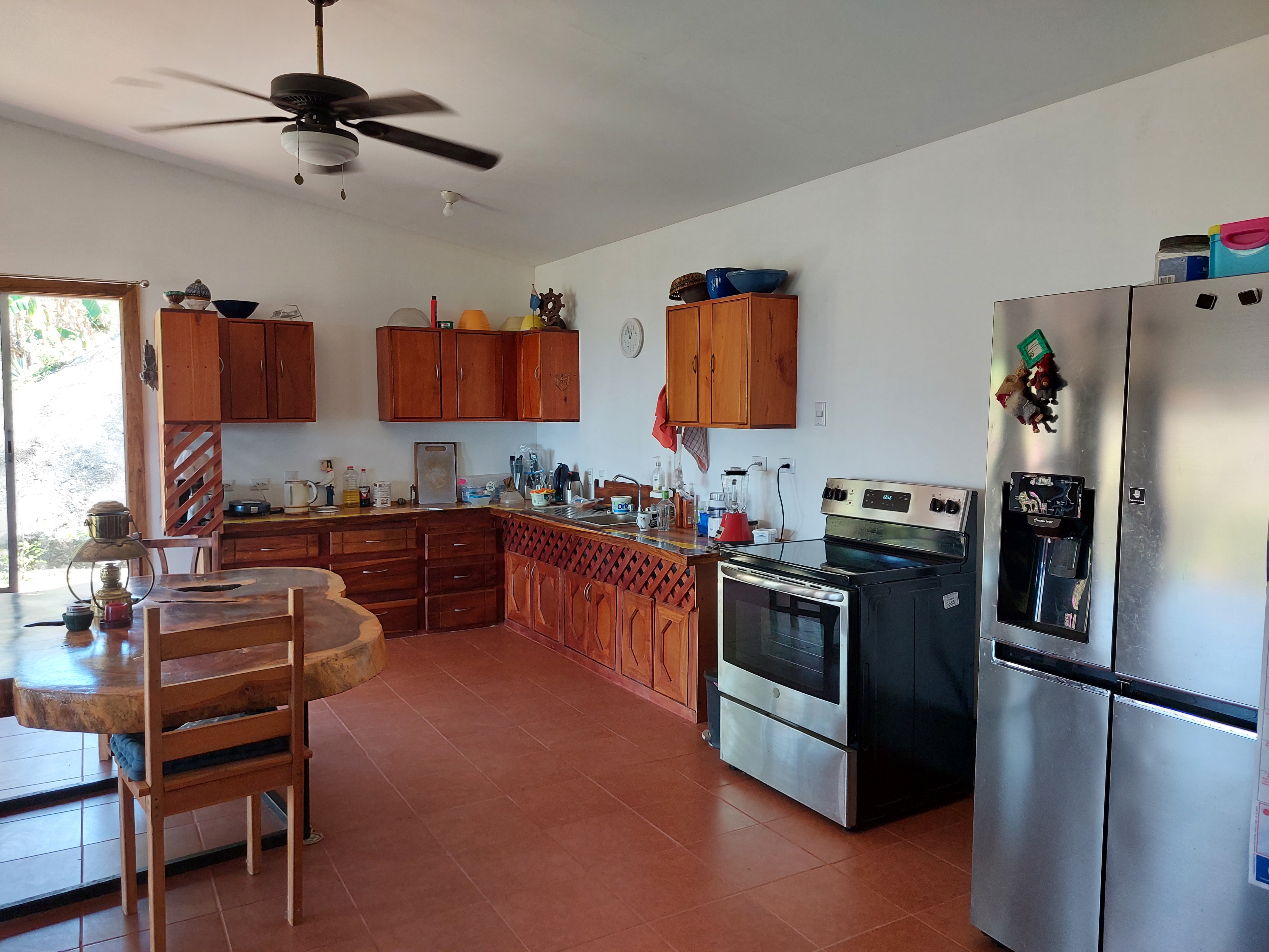 4 bed Single Family Homes For Sale in Playa Naranjo, Puntarenas - thumb 10