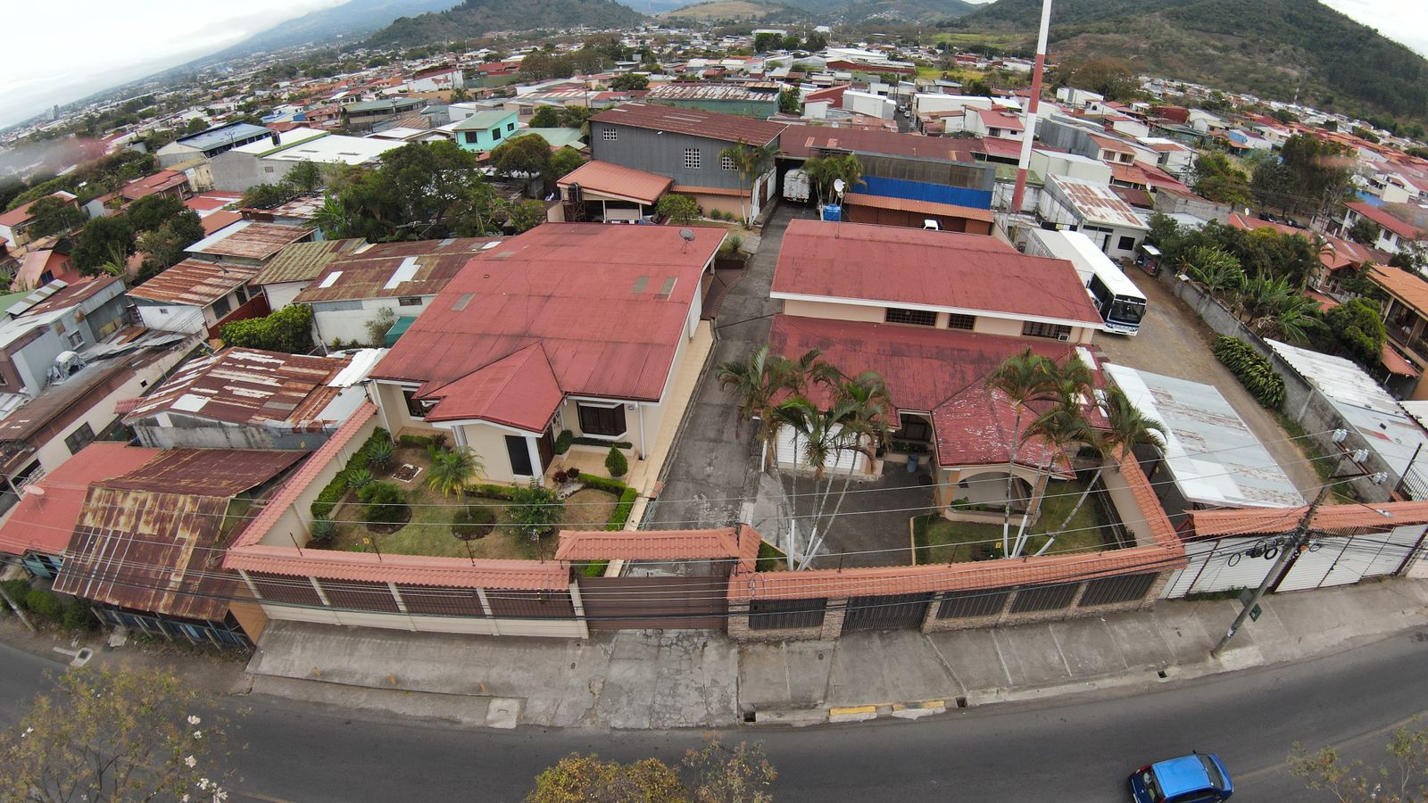 8 bed Single Family Homes For Sale in Desamparados, San Jose - thumb 1