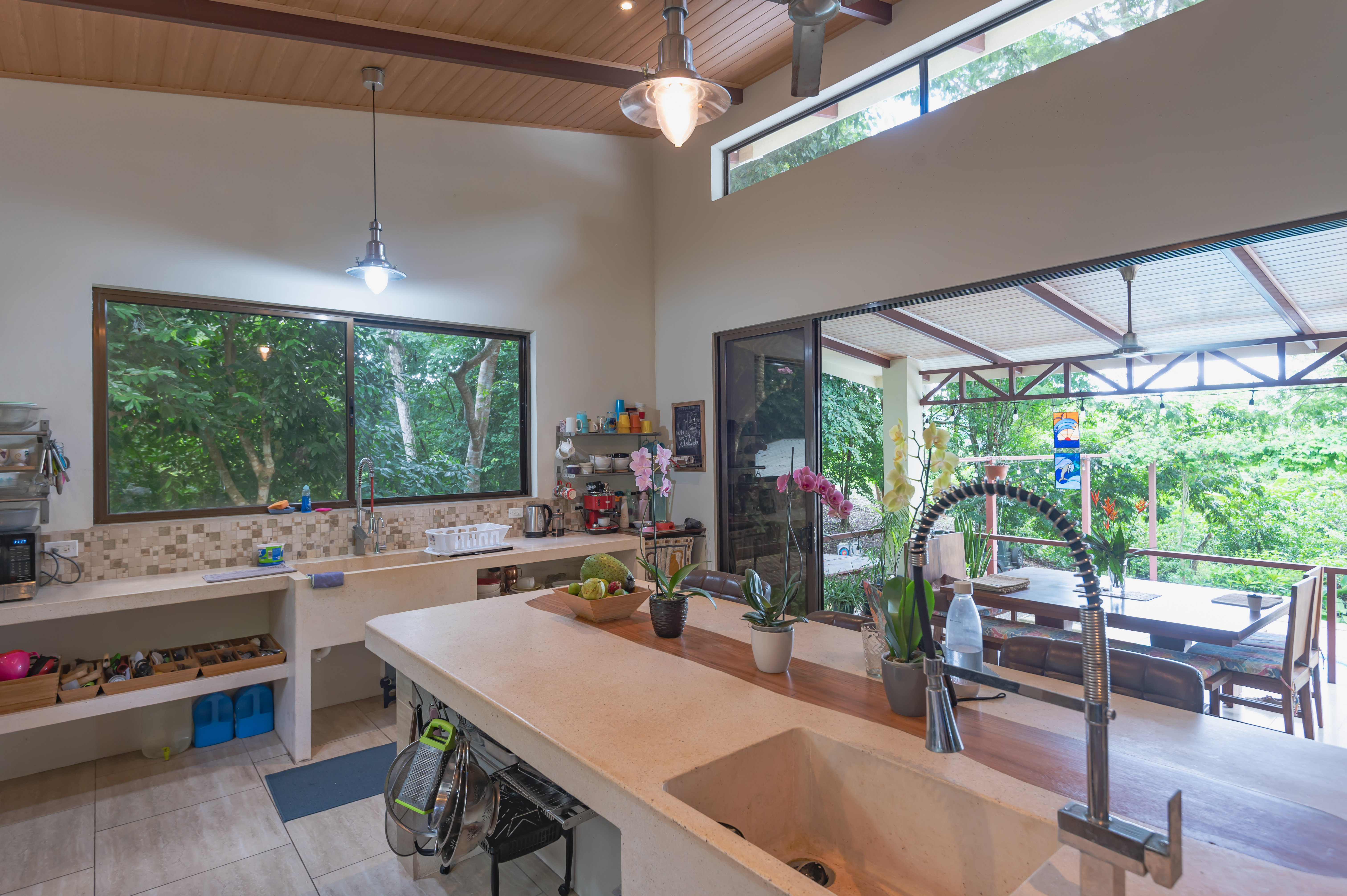 2 bed Single Family Homes For Sale in Santiago, Puntarenas - thumb 5