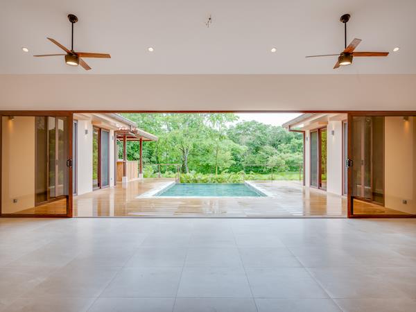 4 bed Single Family Homes For Sale in Playa Conchal, Guanacaste - thumb 23