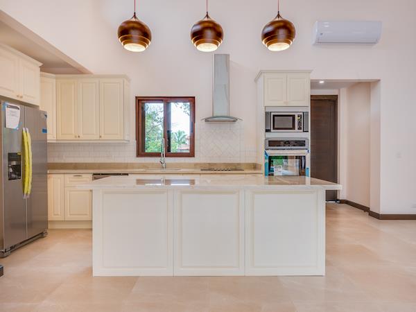 4 bed Single Family Homes For Sale in Playa Conchal, Guanacaste - thumb 18