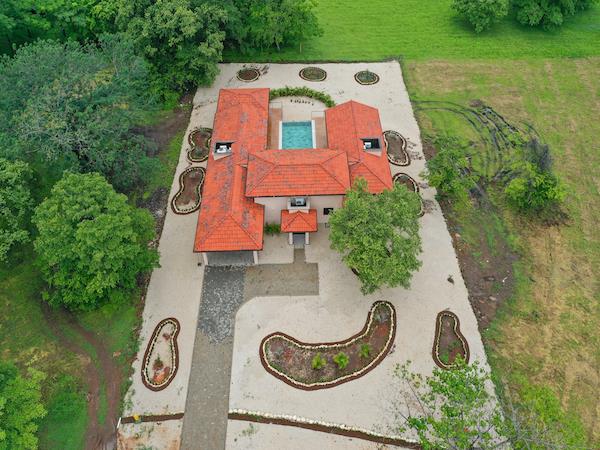 4 bed Single Family Homes For Sale in Playa Conchal, Guanacaste - thumb 24