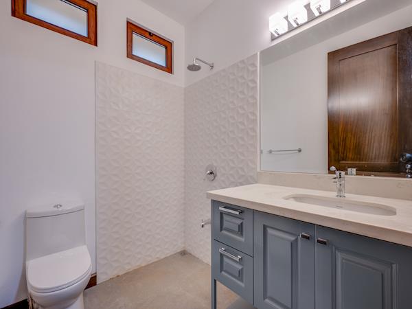 4 bed Single Family Homes For Sale in Playa Conchal, Guanacaste - thumb 13