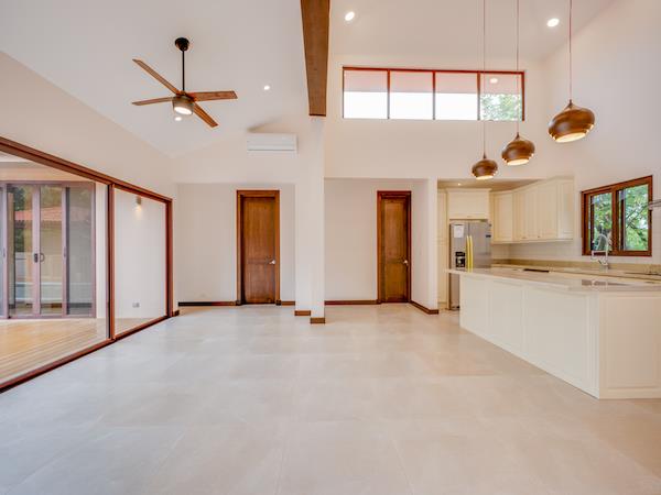 4 bed Single Family Homes For Sale in Playa Conchal, Guanacaste - thumb 20