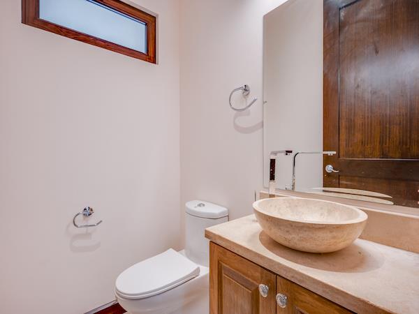 4 bed Single Family Homes For Sale in Playa Conchal, Guanacaste - thumb 15