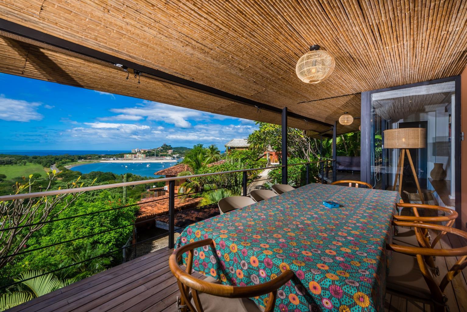 4 bed Single Family Homes For Sale in Playa Flamingo, Guanacaste - thumb 1