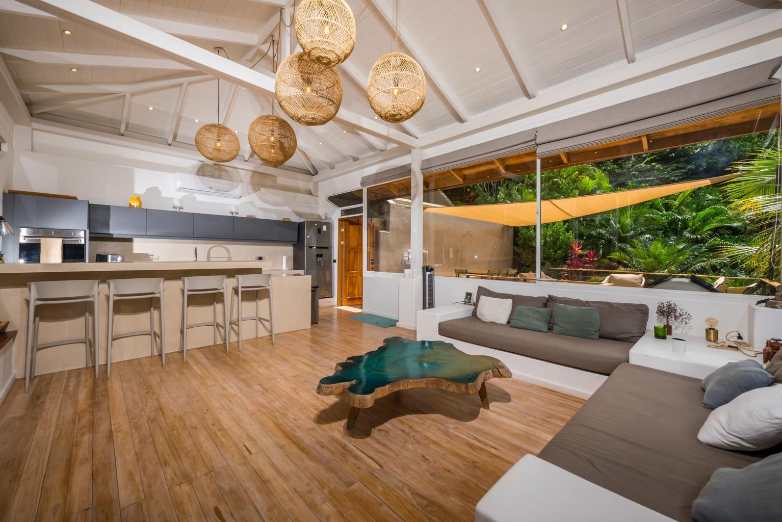 4 bed Single Family Homes For Sale in Playa Flamingo, Guanacaste - thumb 15