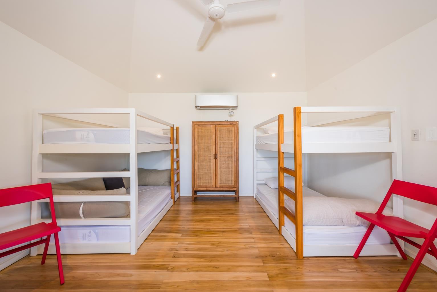 4 bed Single Family Homes For Sale in Playa Flamingo, Guanacaste - thumb 8