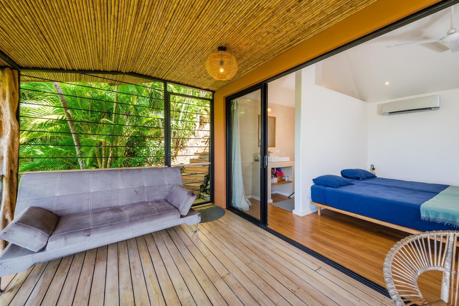 4 bed Single Family Homes For Sale in Playa Flamingo, Guanacaste - thumb 3