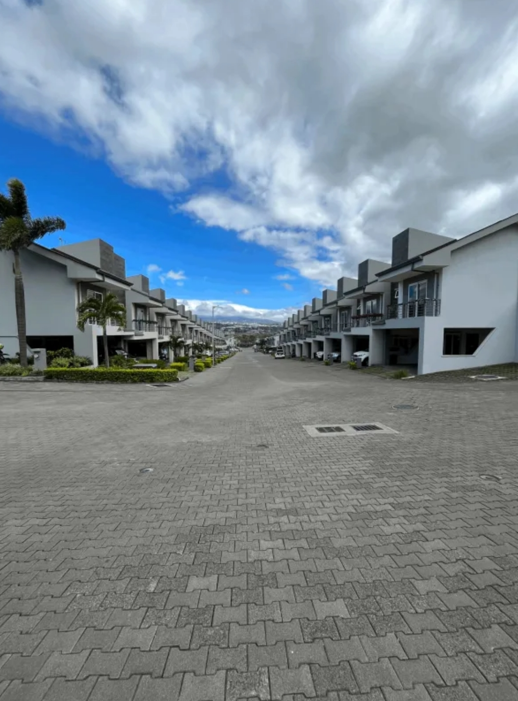 3 bed Condo For Sale in Escazu, San Jose - thumb 11