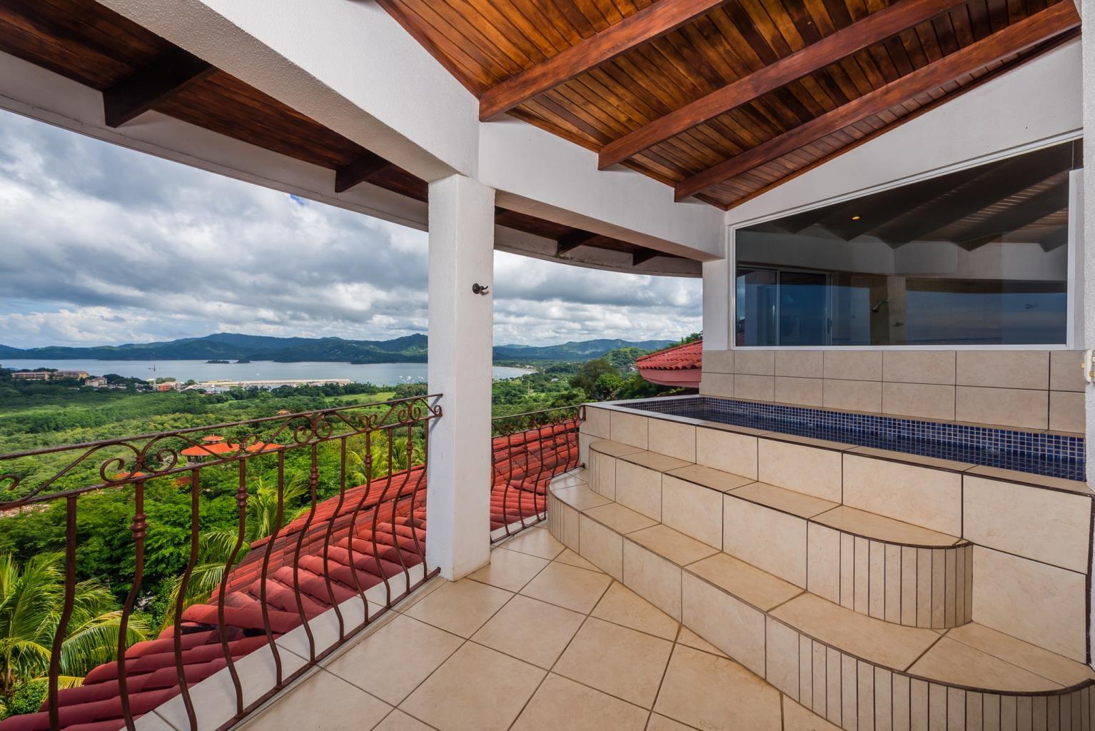 6 bed Single Family Homes For Sale in Playa Flamingo, Guanacaste - thumb 25
