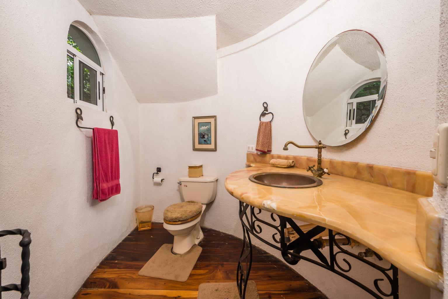 6 bed Single Family Homes For Sale in Playa Flamingo, Guanacaste - thumb 18