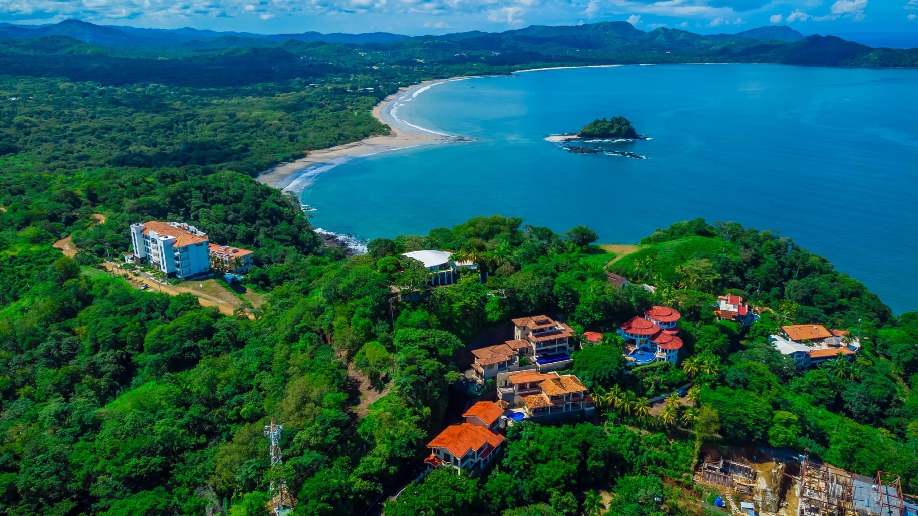 6 bed Single Family Homes For Sale in Playa Flamingo, Guanacaste - thumb 20