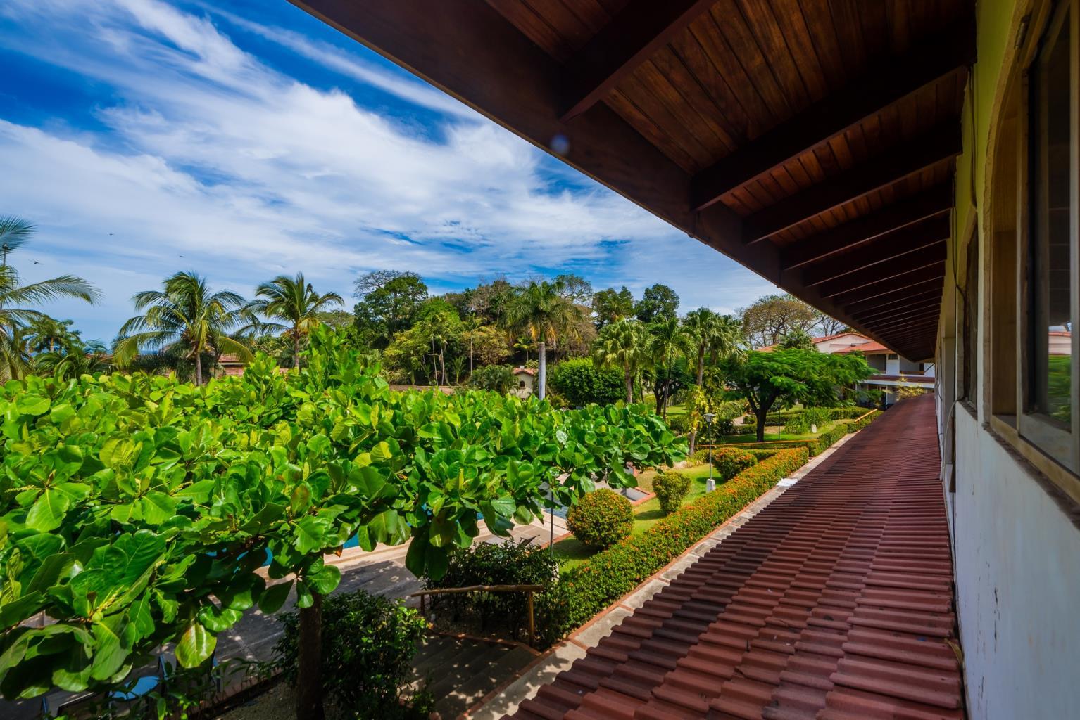 2 bed Condo For Sale in Playa Flamingo, Guanacaste - thumb 20