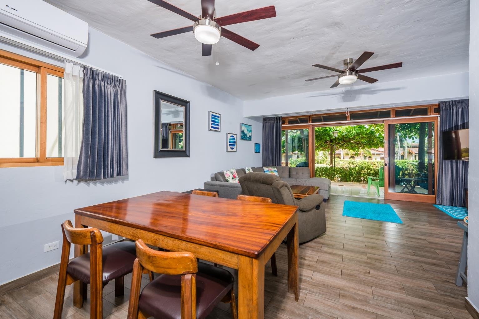 2 bed Condo For Sale in Playa Flamingo, Guanacaste - thumb 13