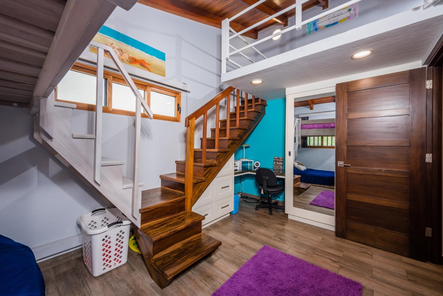 2 bed Condo For Sale in Playa Flamingo, Guanacaste - thumb 3