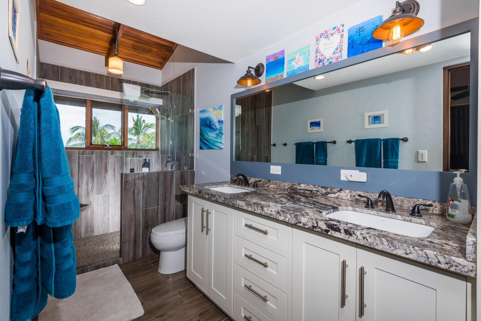 2 bed Condo For Sale in Playa Flamingo, Guanacaste - thumb 25