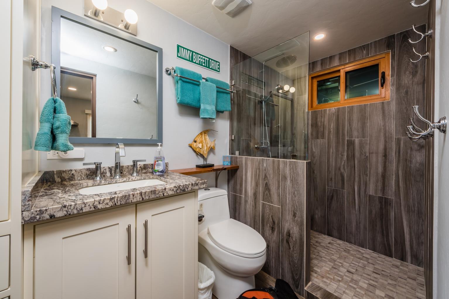 2 bed Condo For Sale in Playa Flamingo, Guanacaste - thumb 24