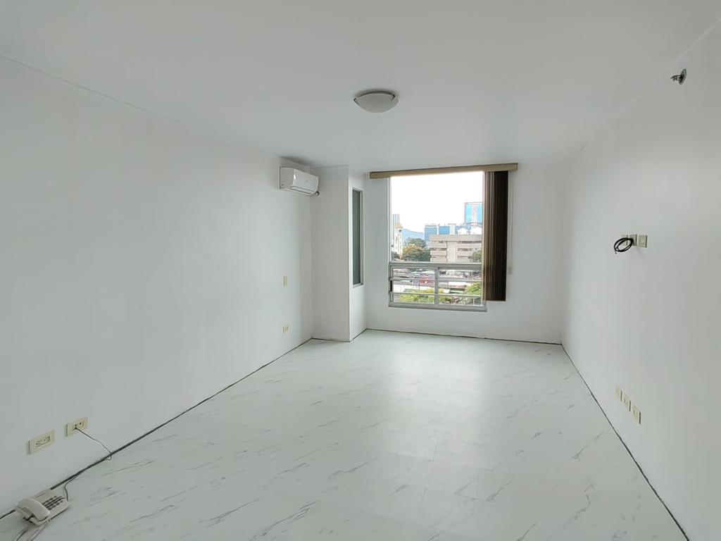 3 bed Condo For Sale in La Sabana, San Jose - thumb 11