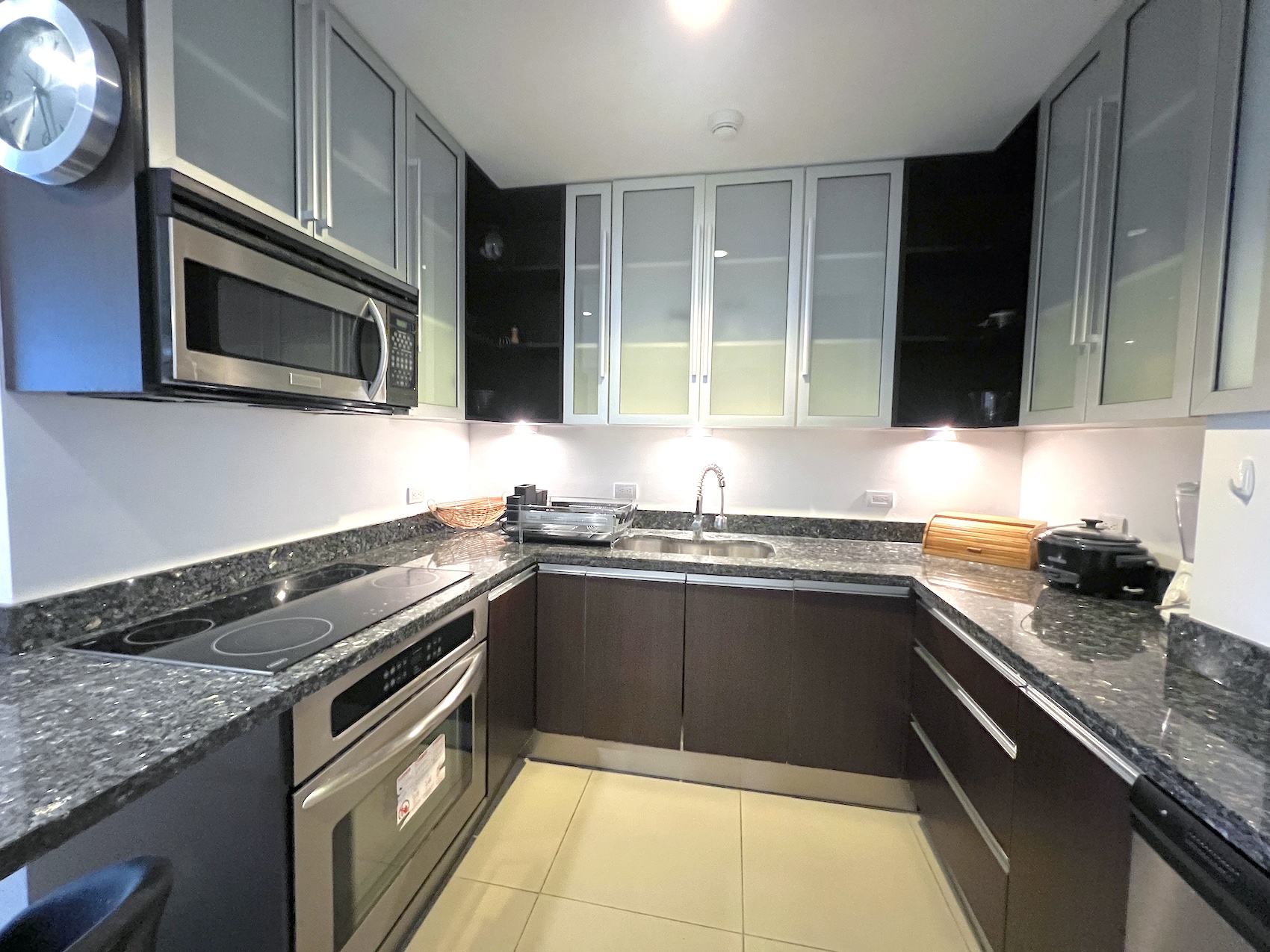 3 bed Apartment For Sale in Santa Ana, San Jose - thumb 6