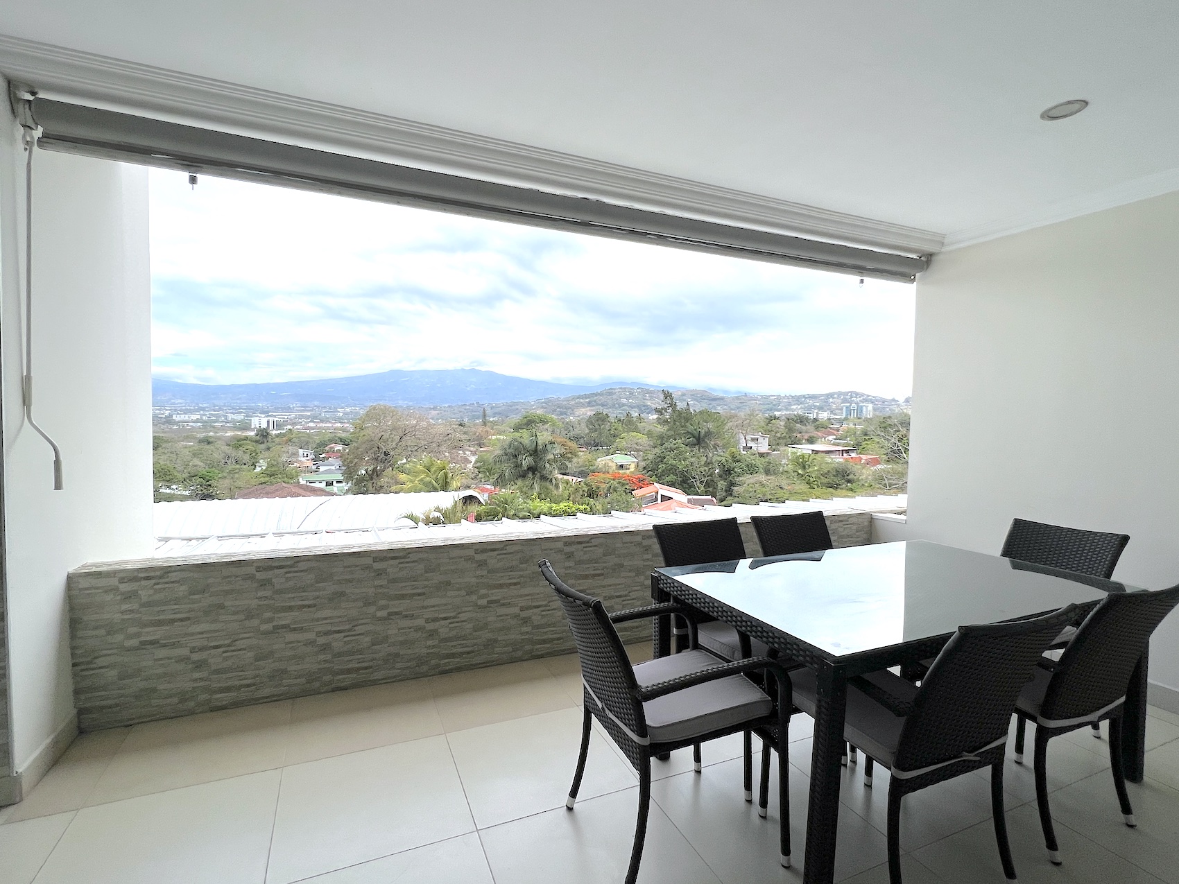 3 bed Apartment For Sale in Santa Ana, San Jose - thumb 1