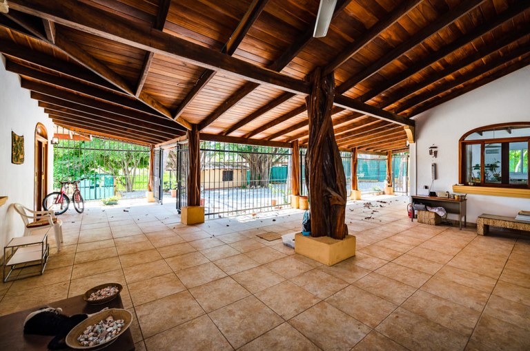 5 bed Single Family Homes For Sale in Tamarindo, Guanacaste - thumb 14