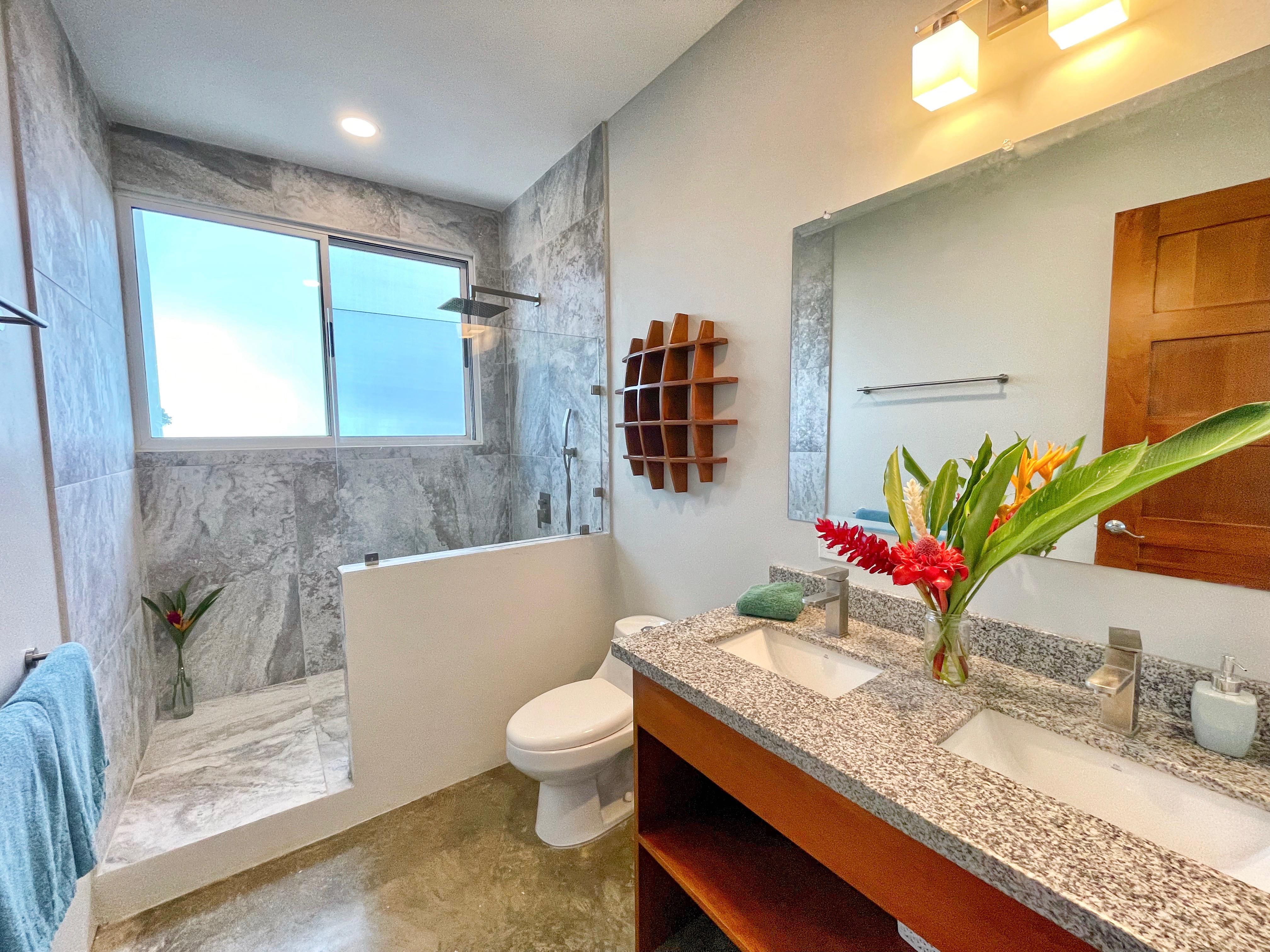 4 bed Single Family Homes For Sale in Dominical, Puntarenas - thumb 23