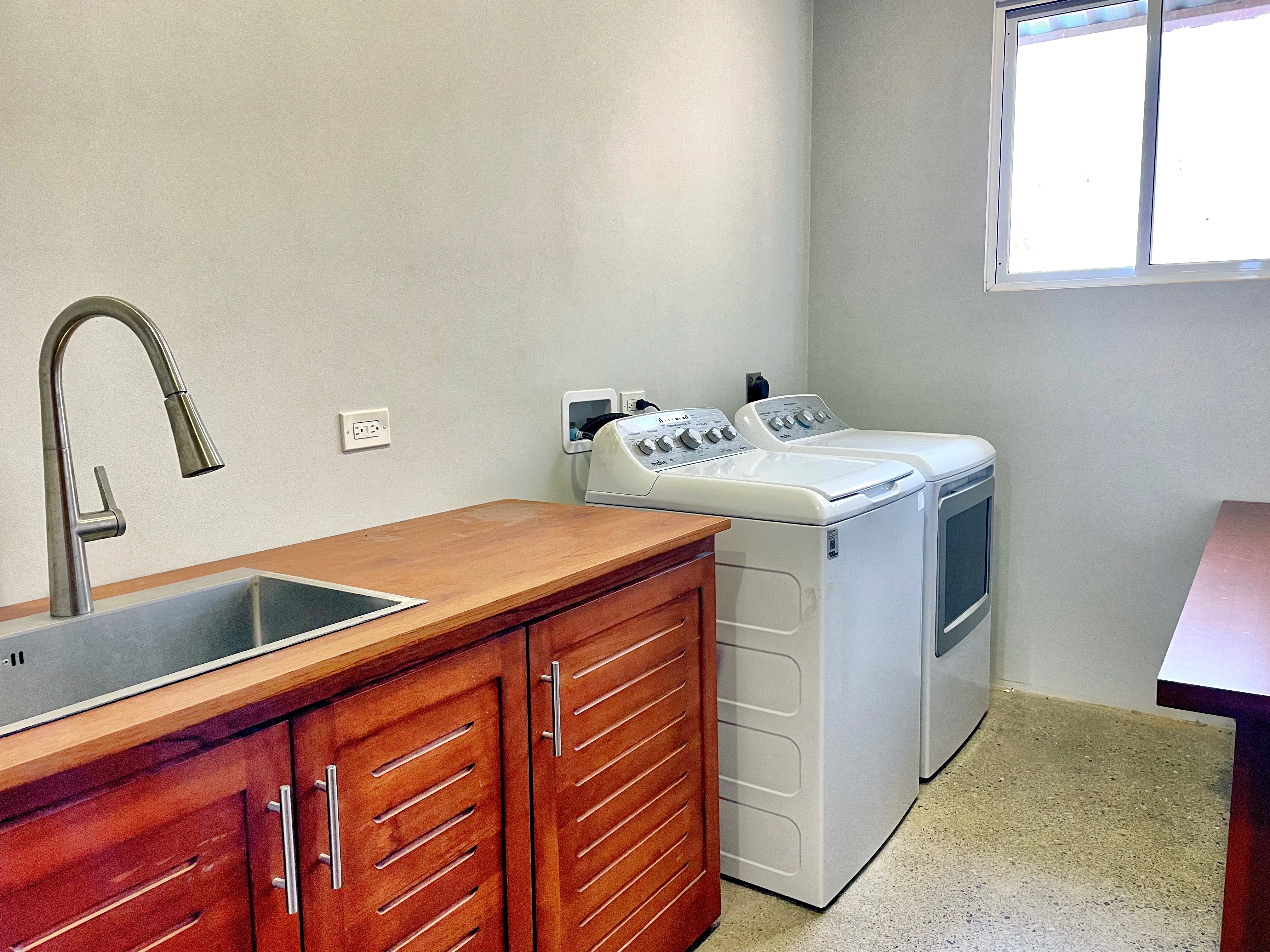 4 bed Single Family Homes For Sale in Dominical, Puntarenas - thumb 30