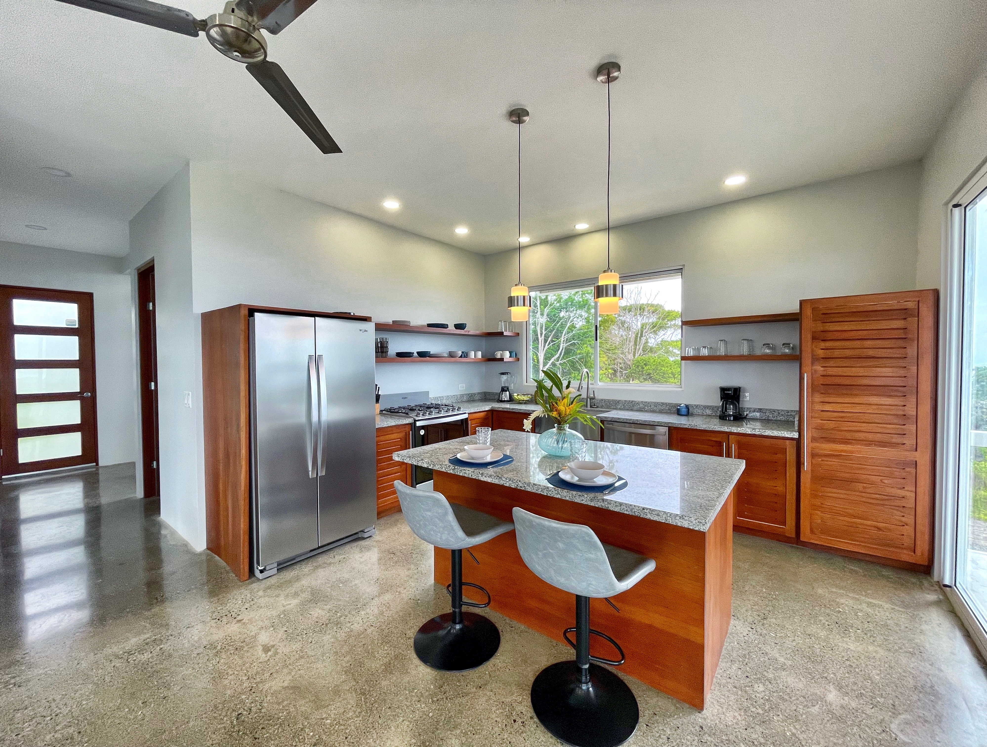 4 bed Single Family Homes For Sale in Dominical, Puntarenas - thumb 13