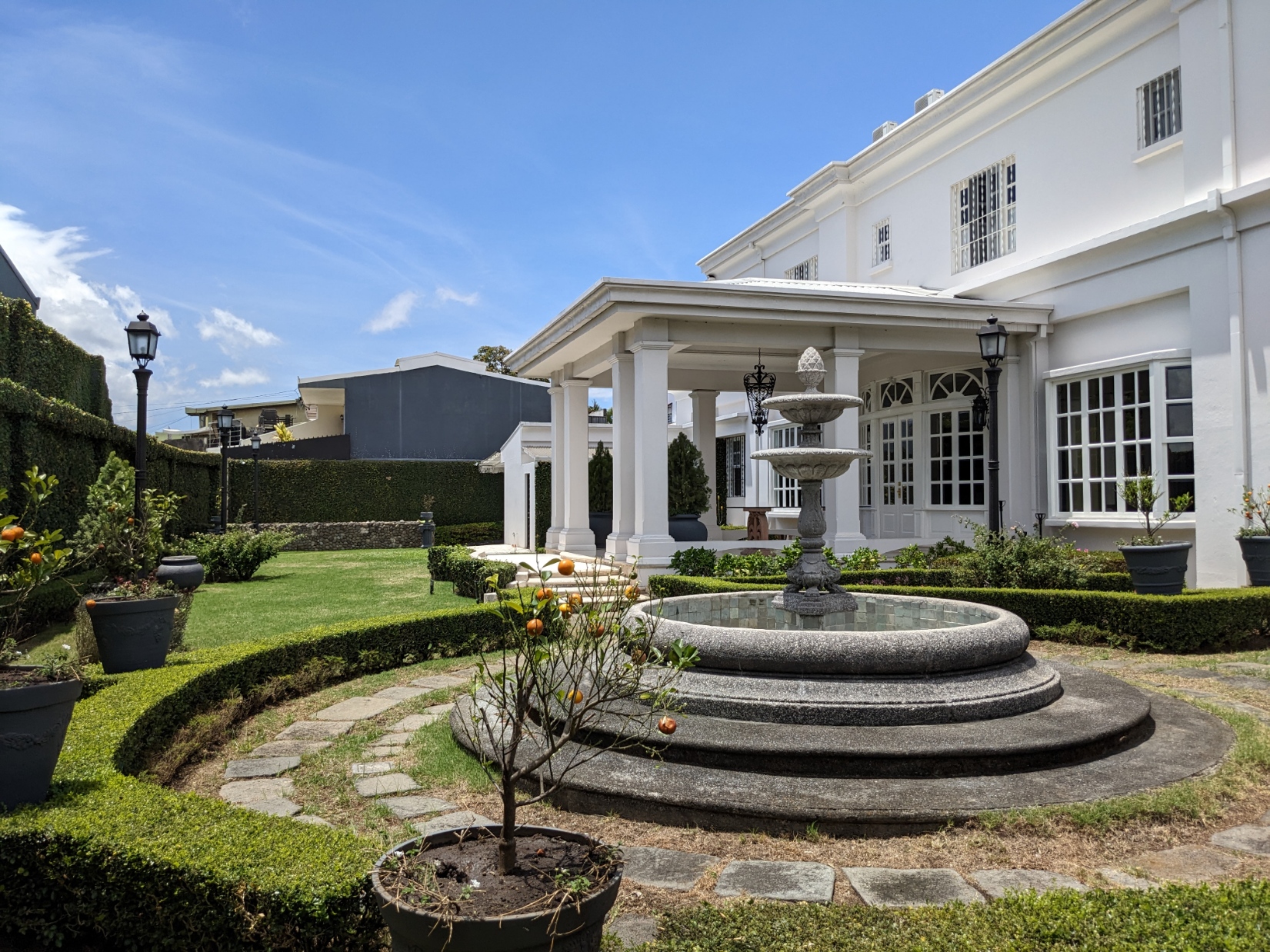 4 bed Single Family Homes For Sale in San Pedro, San Jose - thumb 2