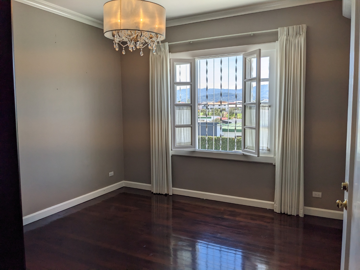 4 bed Single Family Homes For Sale in San Pedro, San Jose - thumb 21