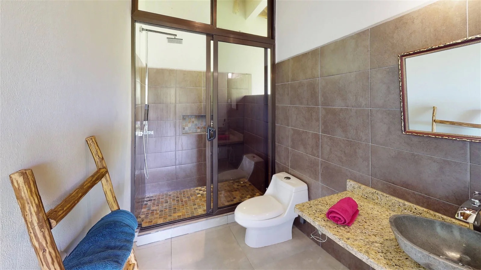 8 bed Hotel / Leisure For Sale in Ojochal, Puntarenas - thumb 16