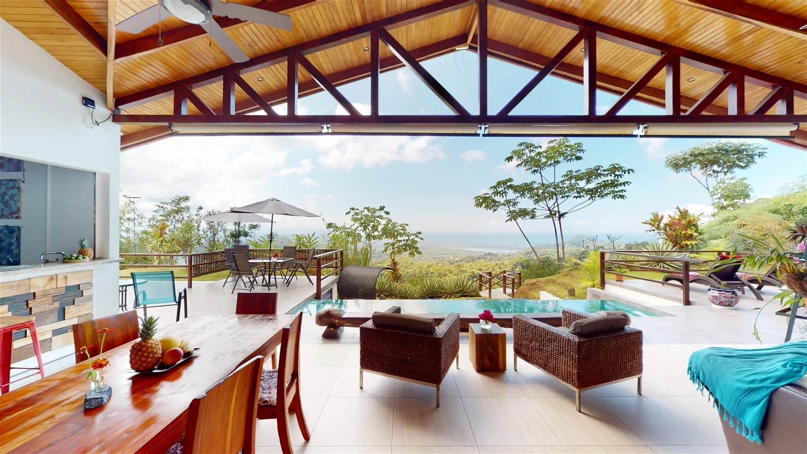 8 bed Hotel / Leisure For Sale in Ojochal, Puntarenas - thumb 4