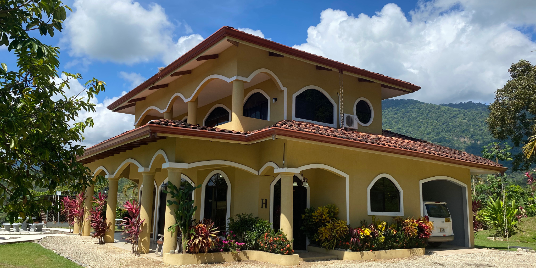 3 bed Single Family Homes For Sale in Ojochal, Puntarenas - thumb 2
