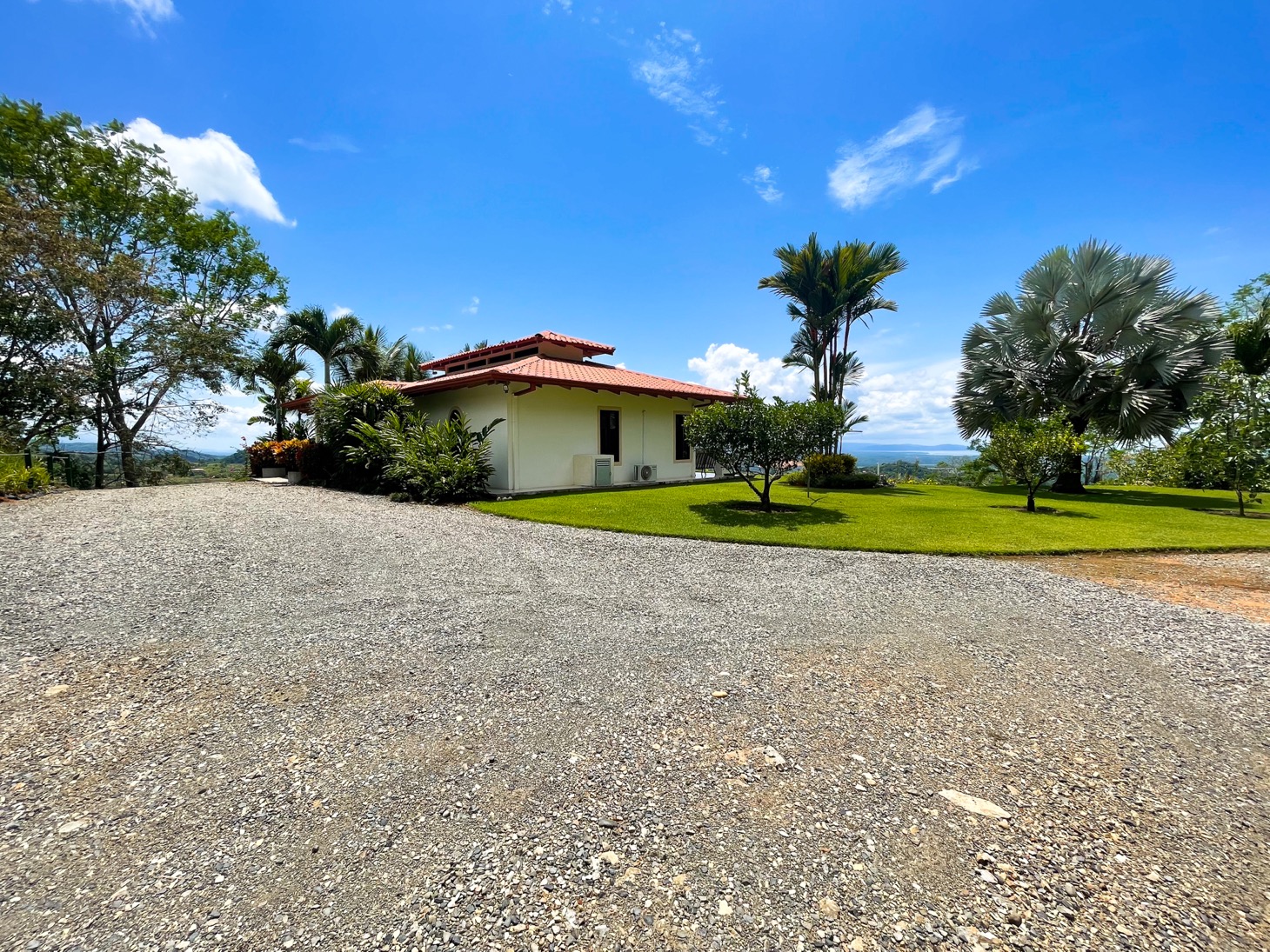 3 bed Single Family Homes For Sale in Ojochal, Puntarenas - thumb 7