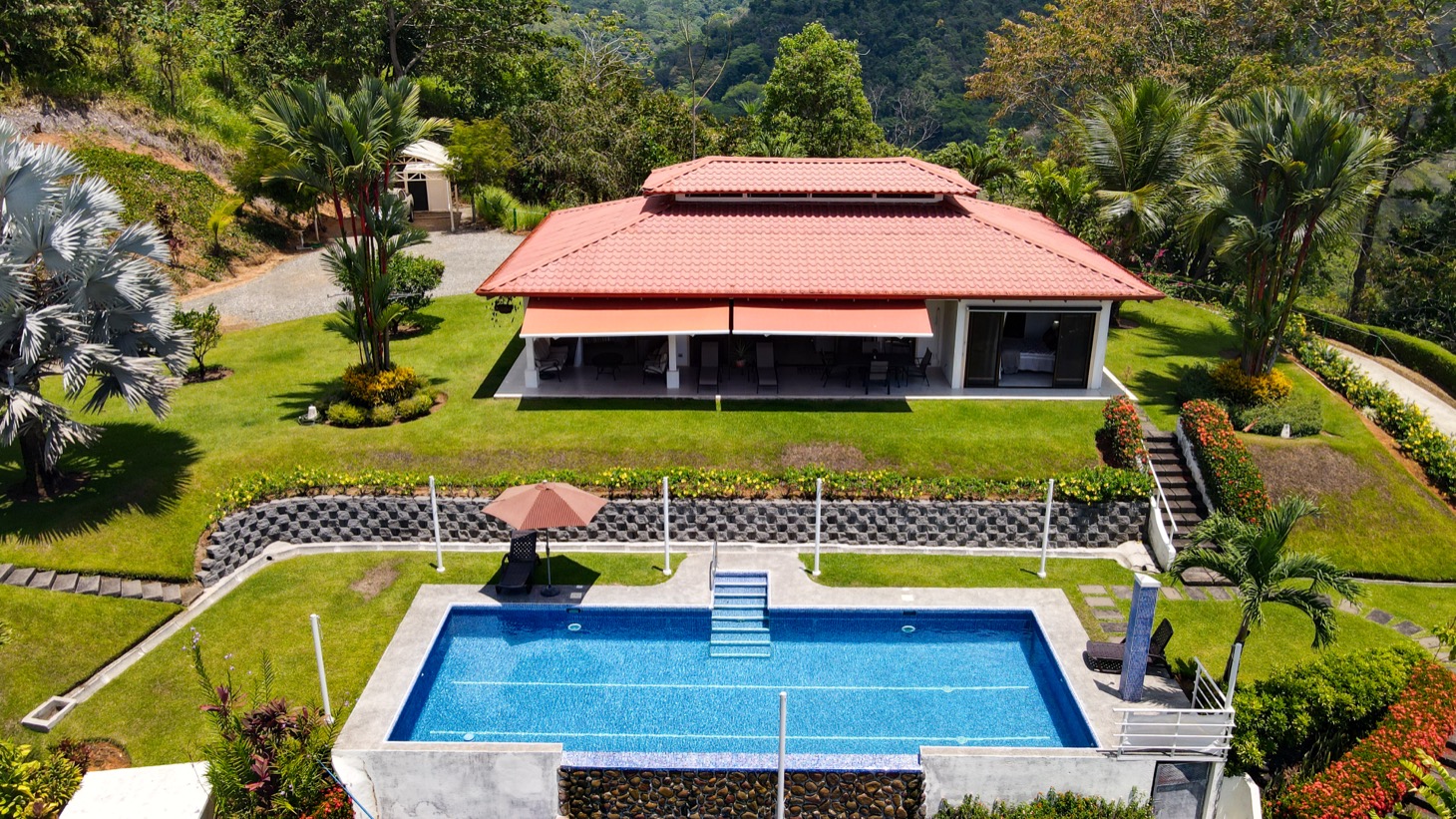 3 bed Single Family Homes For Sale in Ojochal, Puntarenas - thumb 2