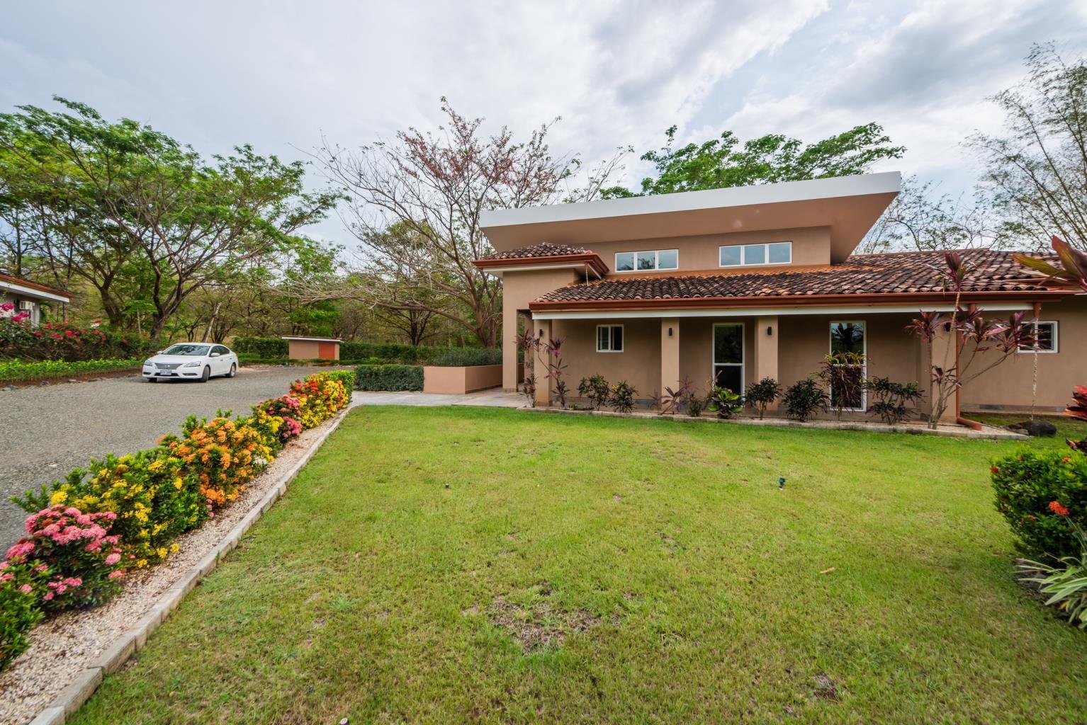 2 bed Single Family Homes For Sale in Tamarindo, Guanacaste - thumb 12