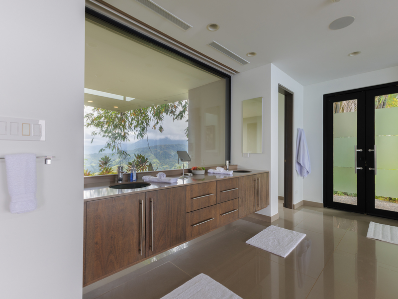 4 bed Single Family Homes For Sale in Dominical, Puntarenas - photo 30