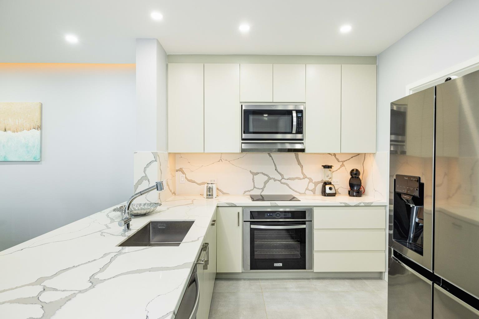 2 bed Condo For Sale in Playa Flamingo, Guanacaste - thumb 26